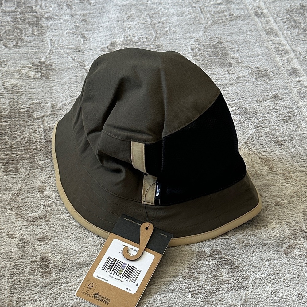 The North Face Olive Green and Khaki reversible Bucket Hat. L/XL. NWT’s.
